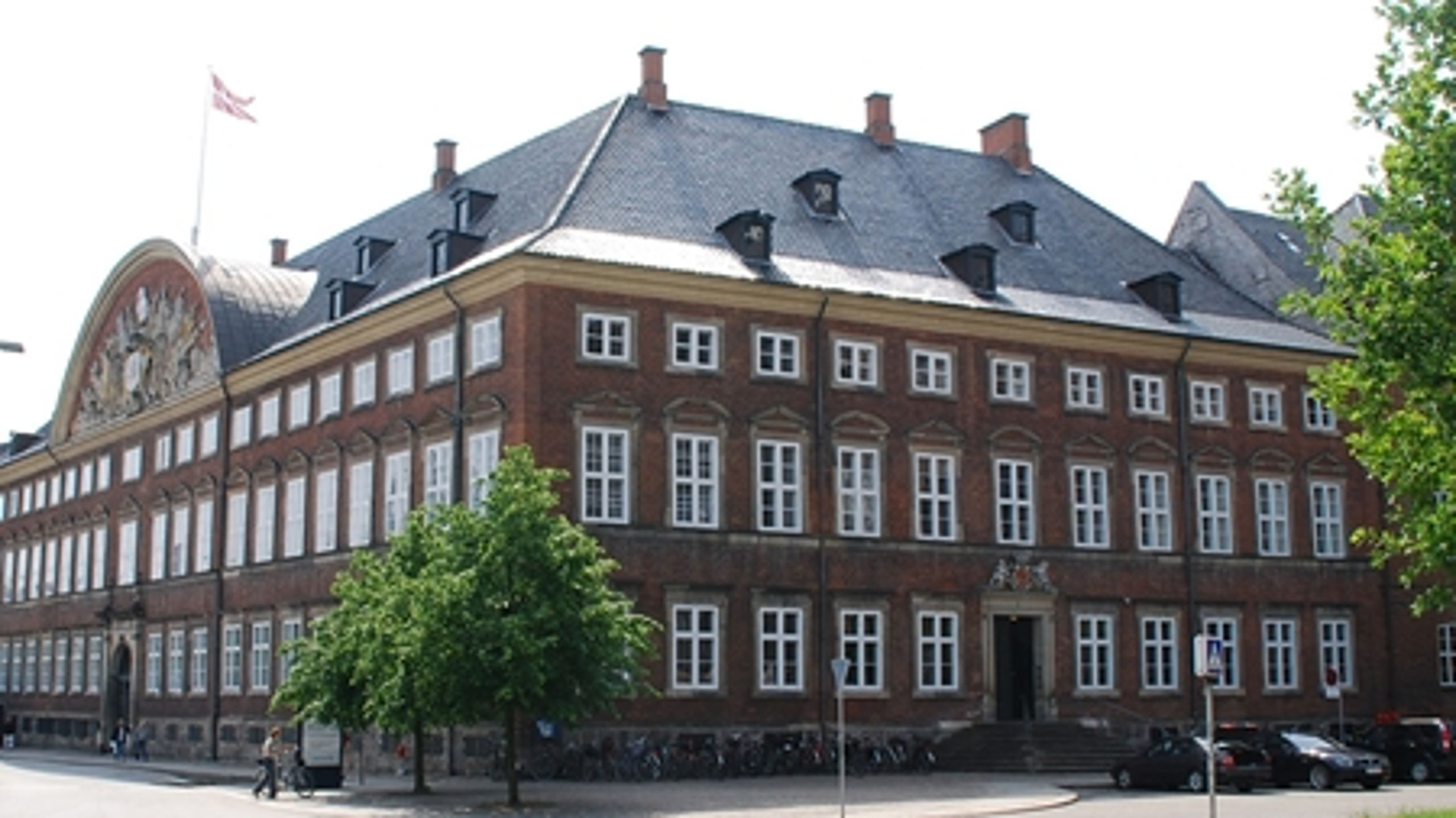 Finansministeriet danner ramme om økonomiforhandlingerne mellem regeringen på den ene side og kommunerne og regionerne på den anden side.