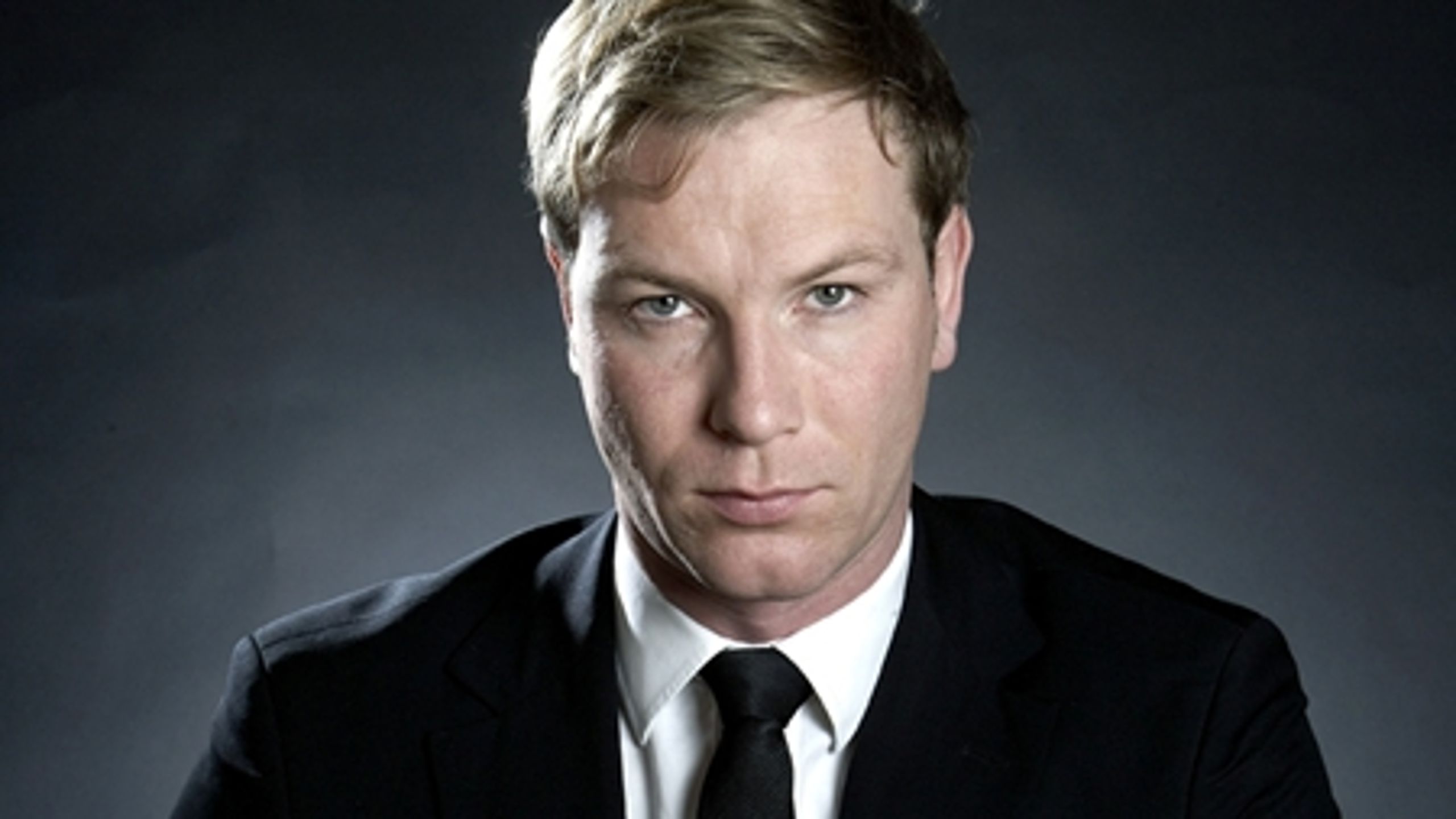 Cand.scient.pol. Mads Christian Esbensen er selv  professionel lobbyist og underviser i public affairs. Præsidiemedlemmer støtter hans bogs forslag om et lobbyist-register.