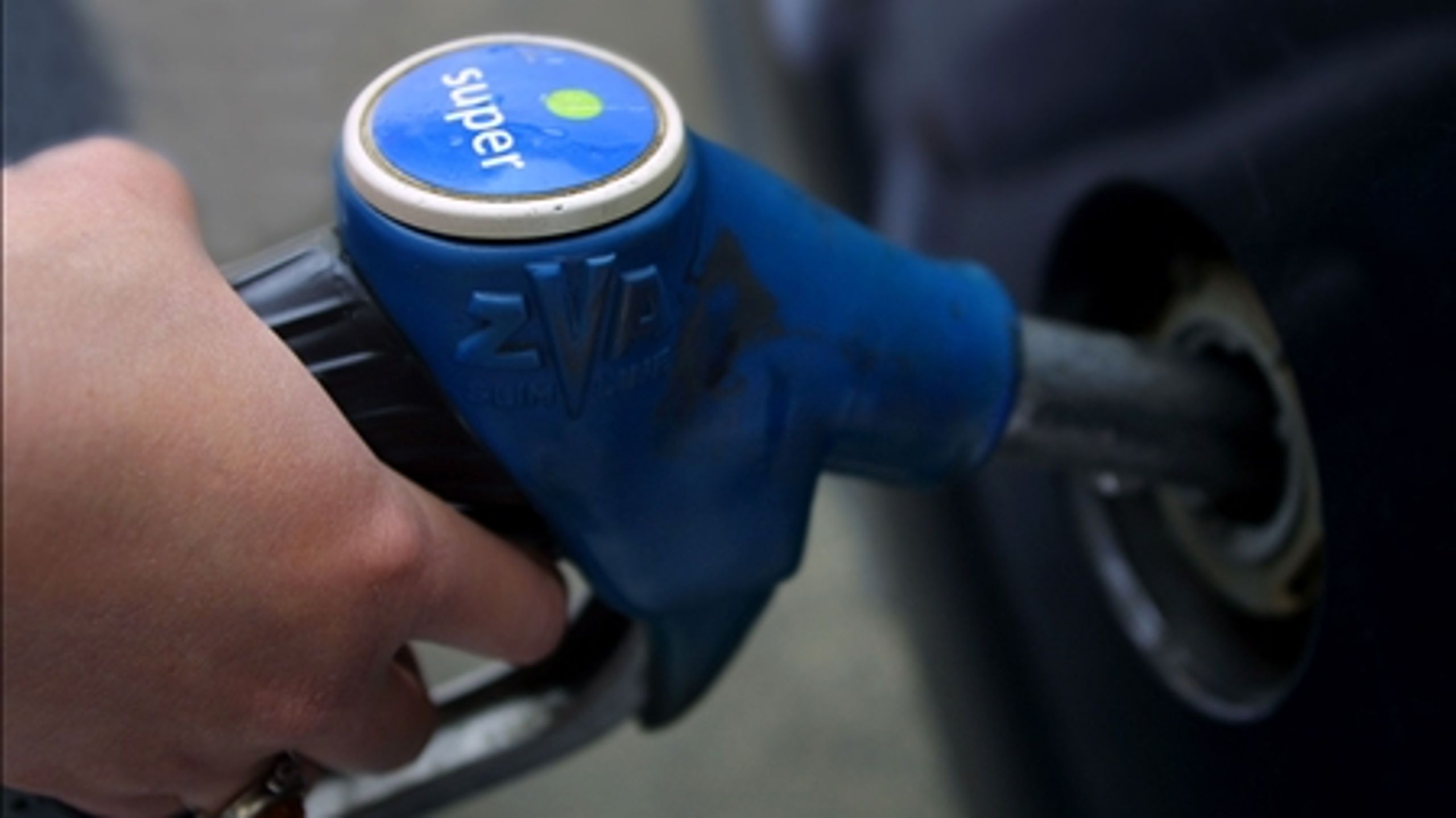 Ifølge forskere bag Infrastrukturrapport bør rapporten korrigeres, hvis oliepriserne fortsætter deres himmelflugt.