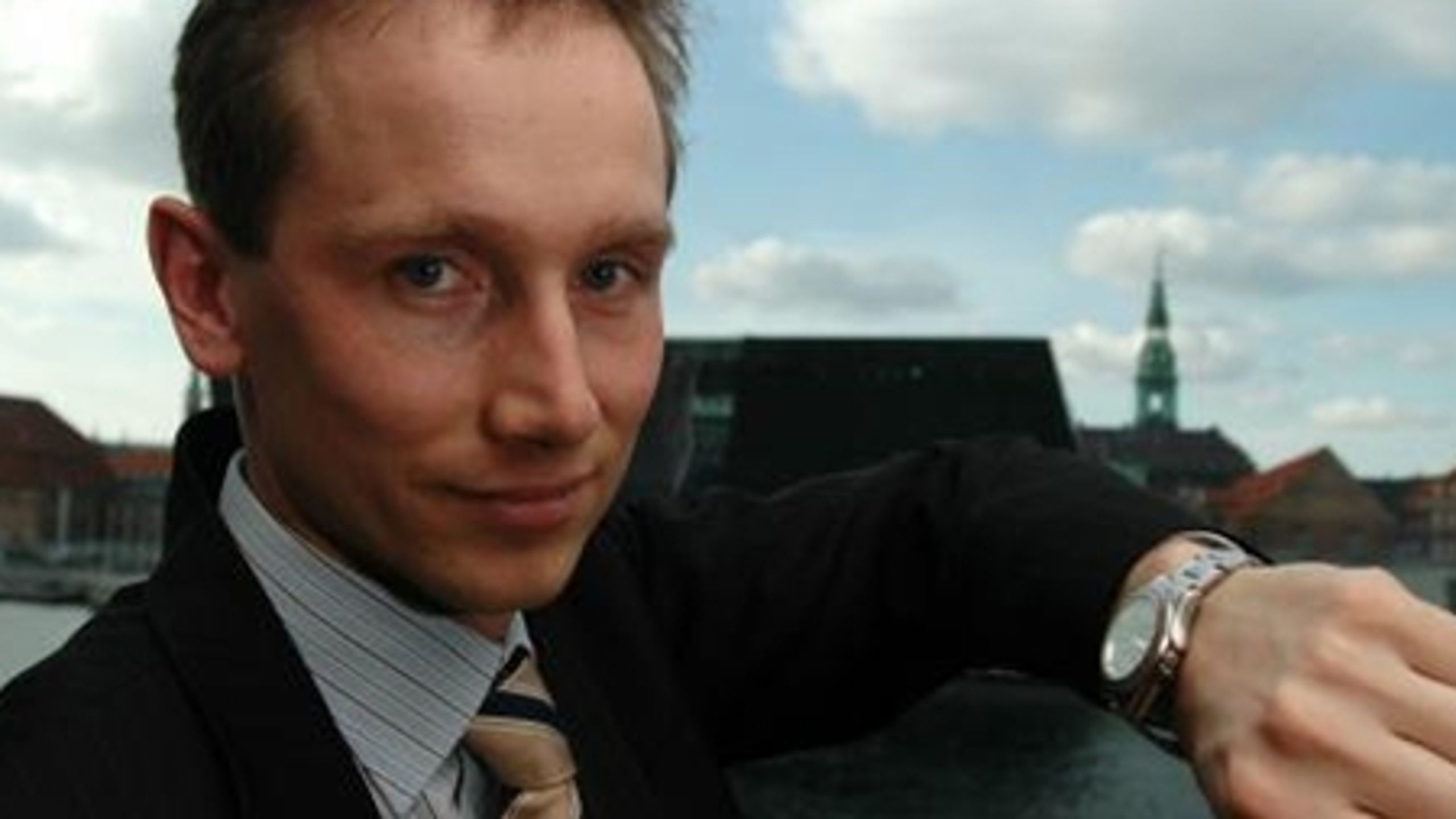 Skatteminister Kristian Jensen (V) siger i dag, at han vil arbejde for et lavere skattetryk efter en skattereform.