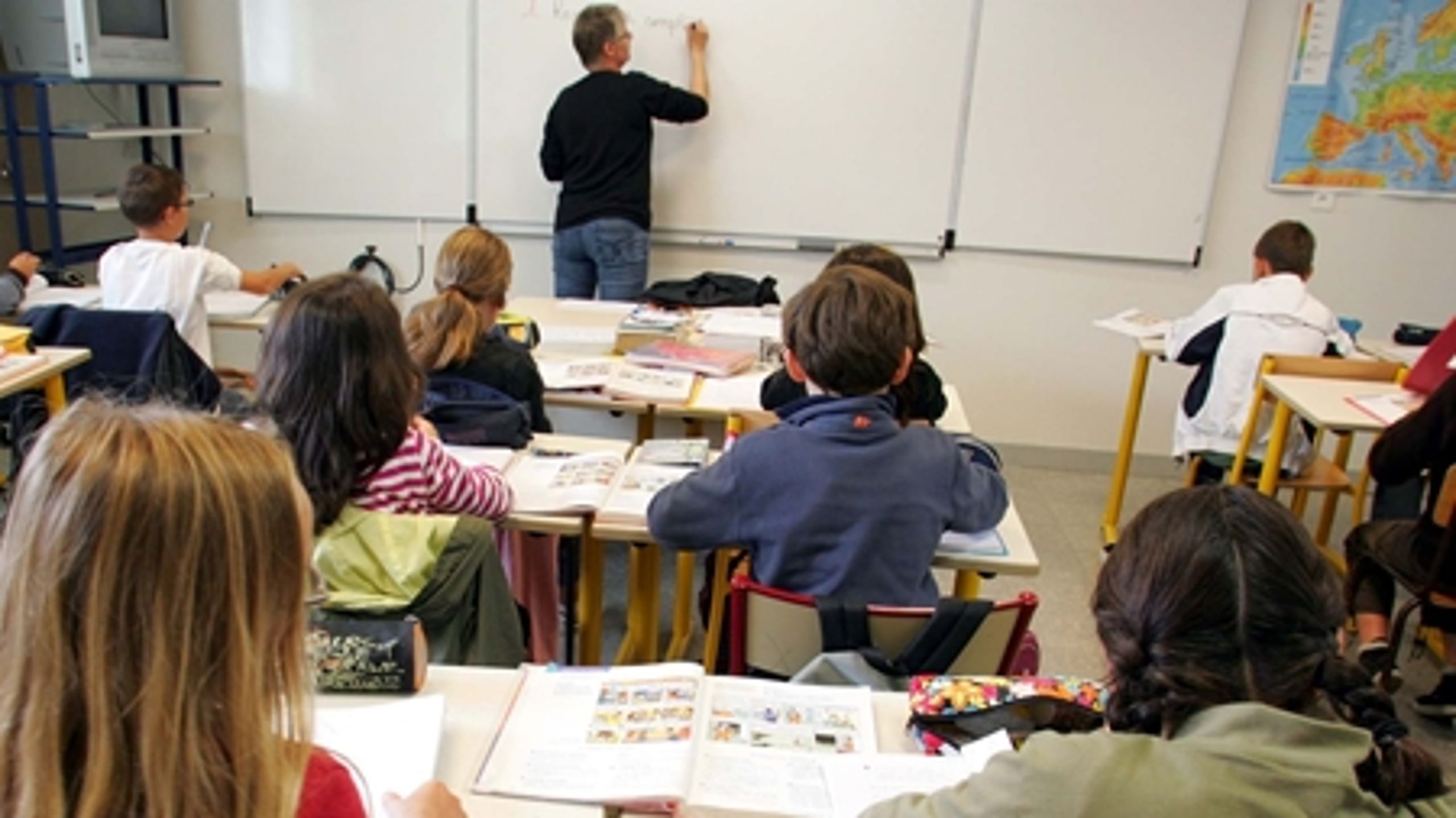 16 procent af eleverne i folkeskolen føler eller har følt sig mobbet af deres lærer i år, hvilket er det samme antal som i 2007.