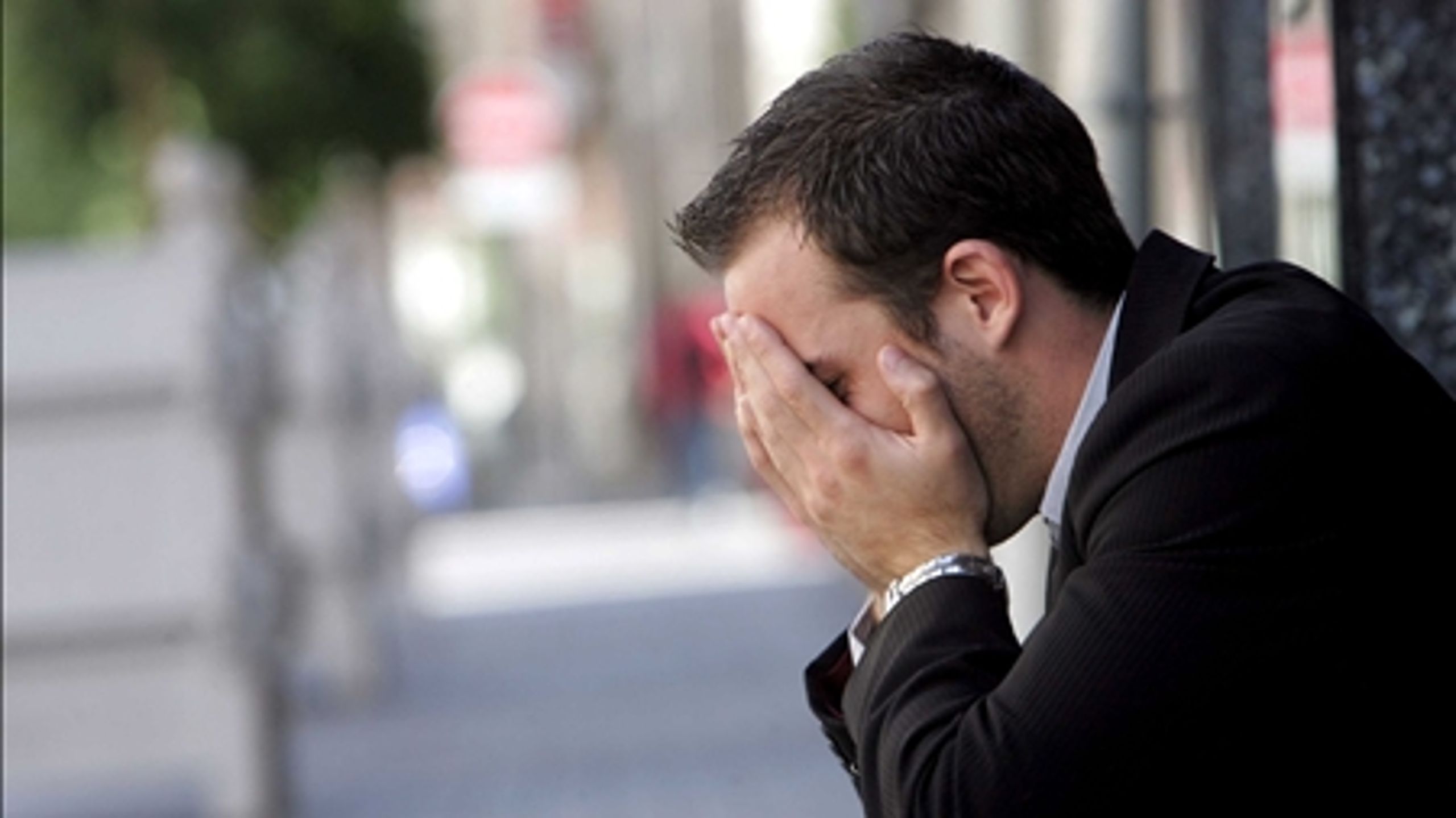 Der mangler hjælp til kriseramte mænd - det skal der laves om på, mener socialordførerne.