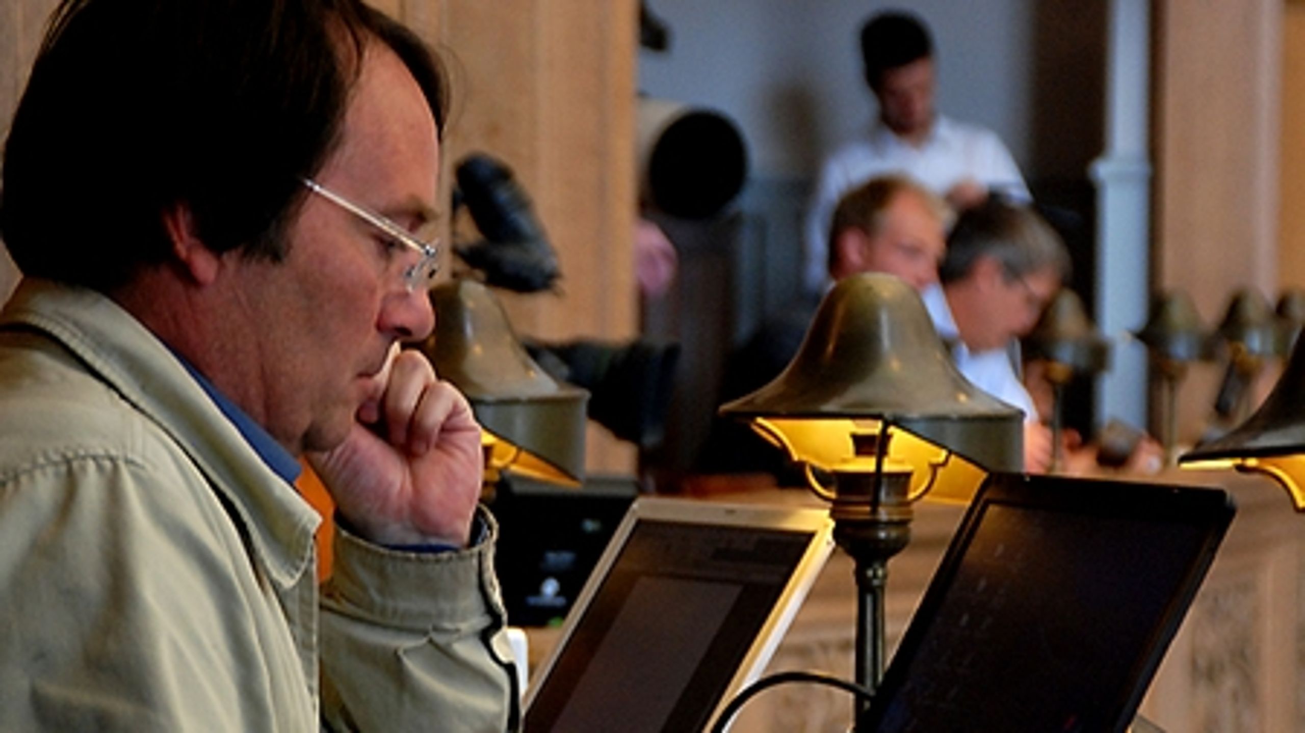 Undervisningsfilmen om mediernes rolle i Folketinget fremhæves.