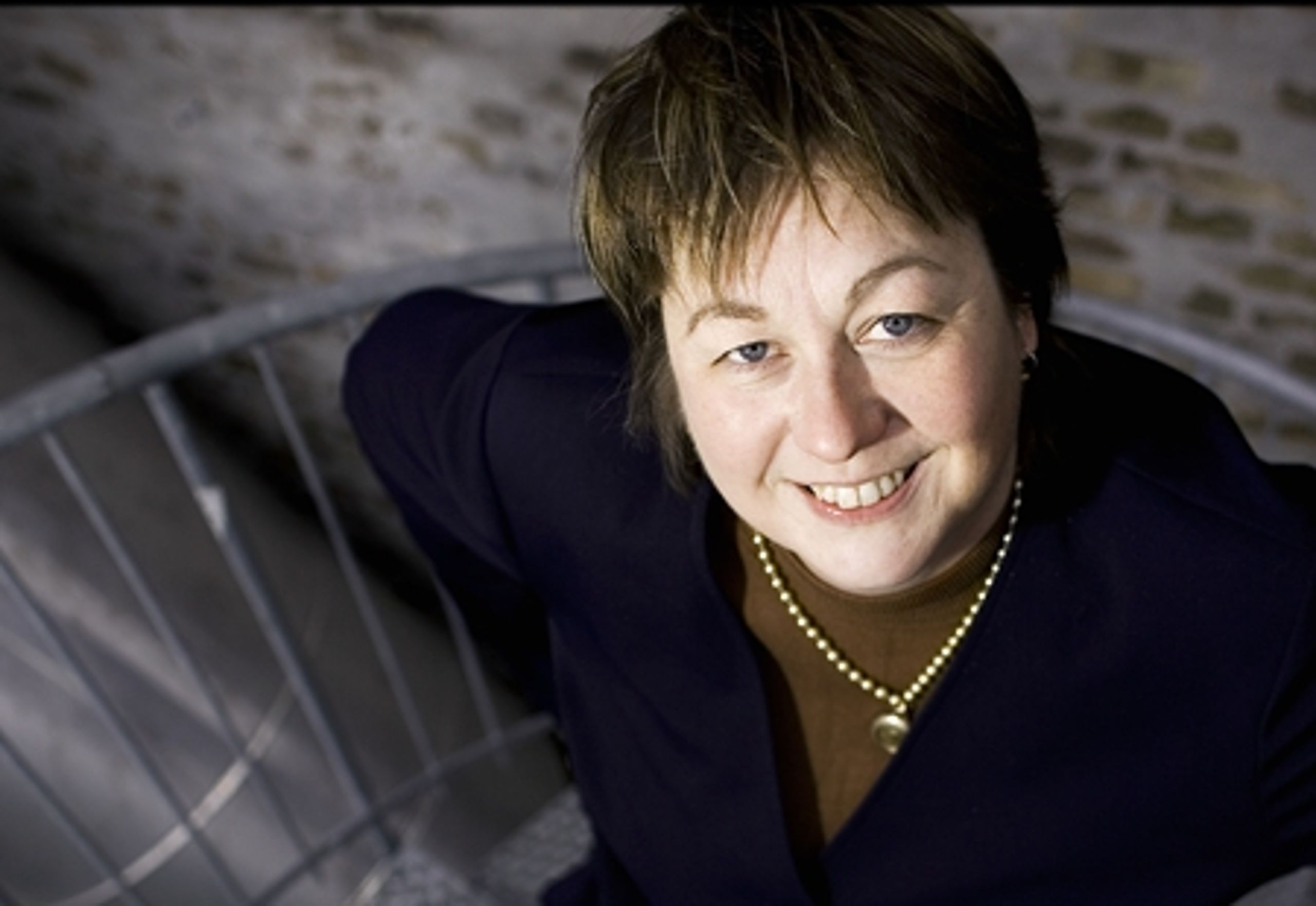 Formanden for Jordsbrugsakademikerne, Kirsten Holst, vil gerne sparke mere gang i debatten om GMO-fødevarer. 