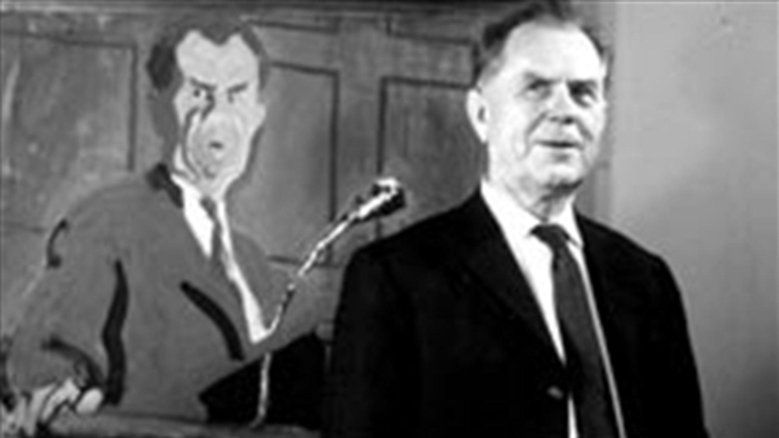 SF's stifter, Aksel Larsen, lagde stor vægt på, at SF skulle være et "folkeparti". Efter præcis 50 er partiet nærmere på målet end nogensinde, men SF får svært ved at trække flere vælgere fra VKO. 