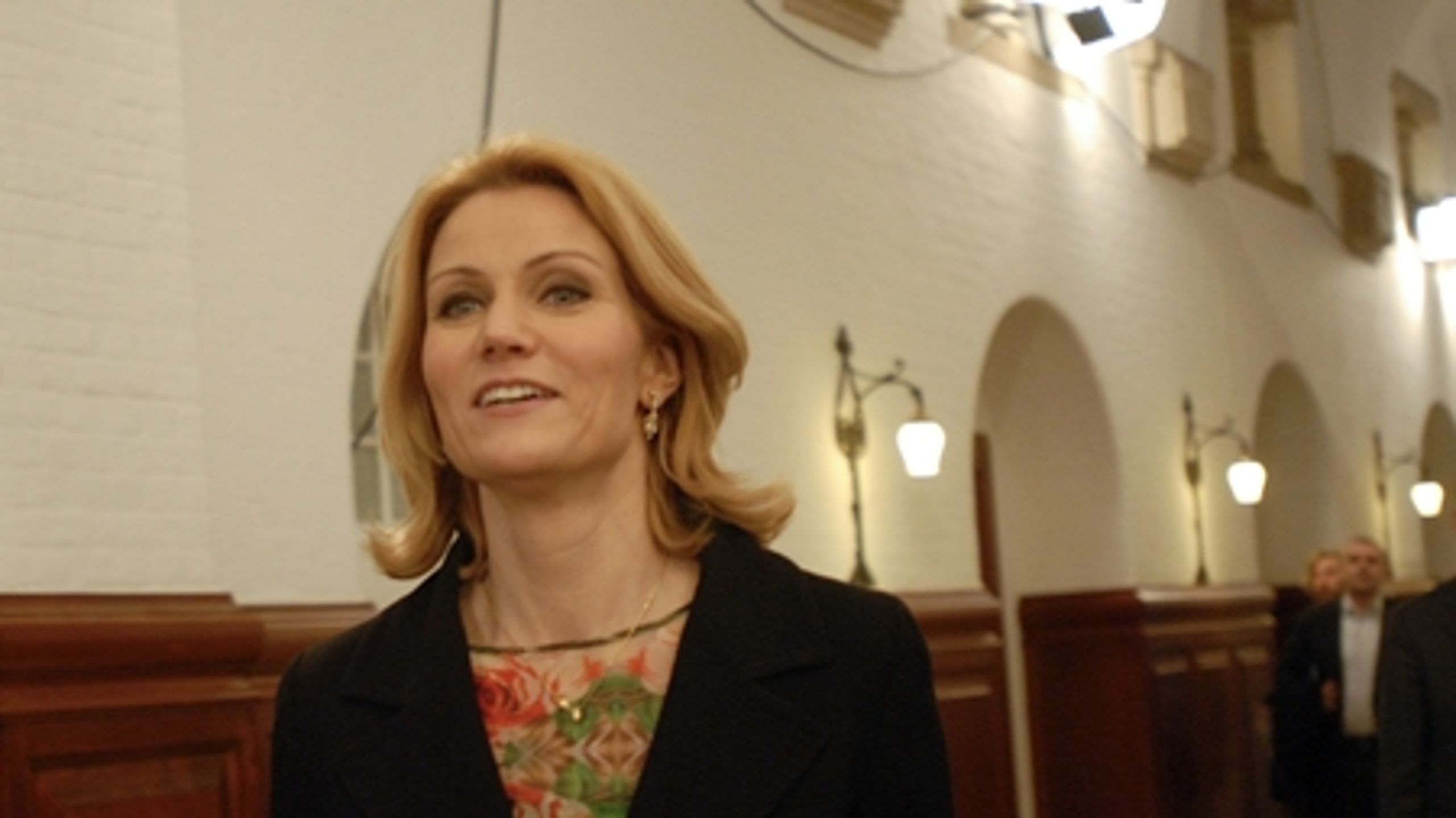 Socialdemokraterne vil blandt andet stimulere økonomien via offentlige investeringer.