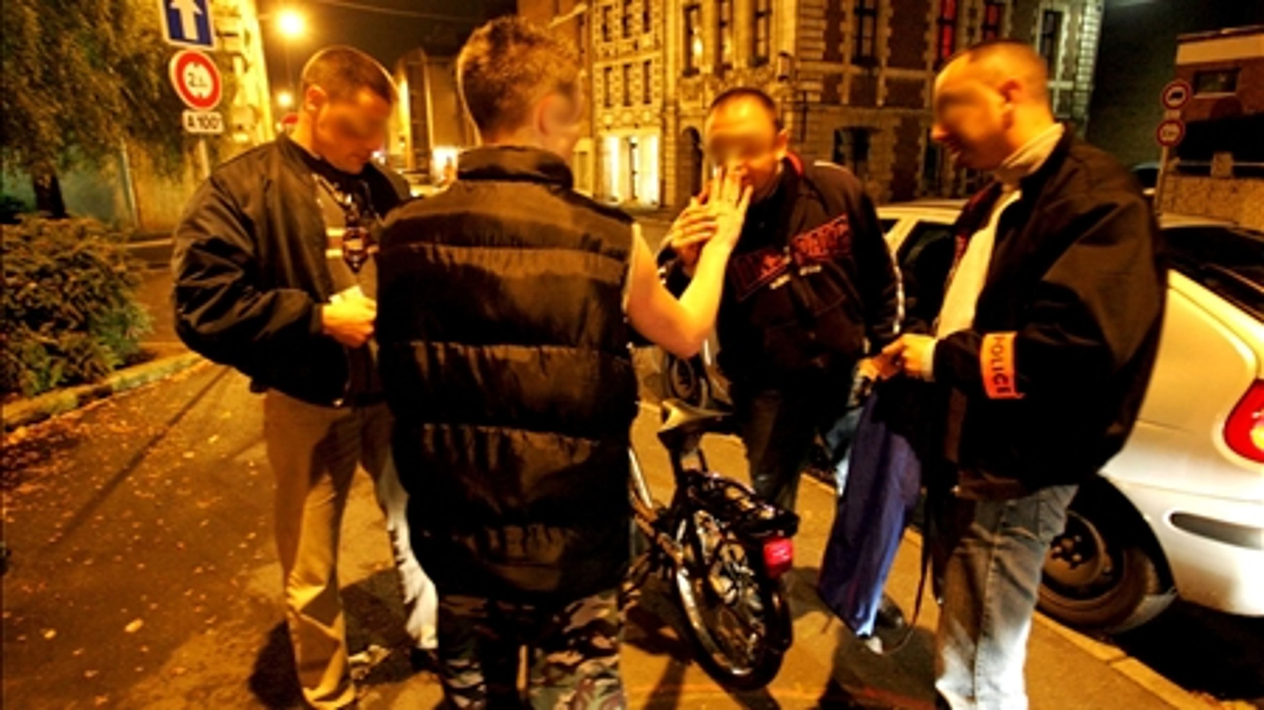 Villy Søvndal (SF) og Bo Asmus Kjeldgaard (SF) ønsker mere statsligt og kommunalt samarbejde i kampen mod banderne. 