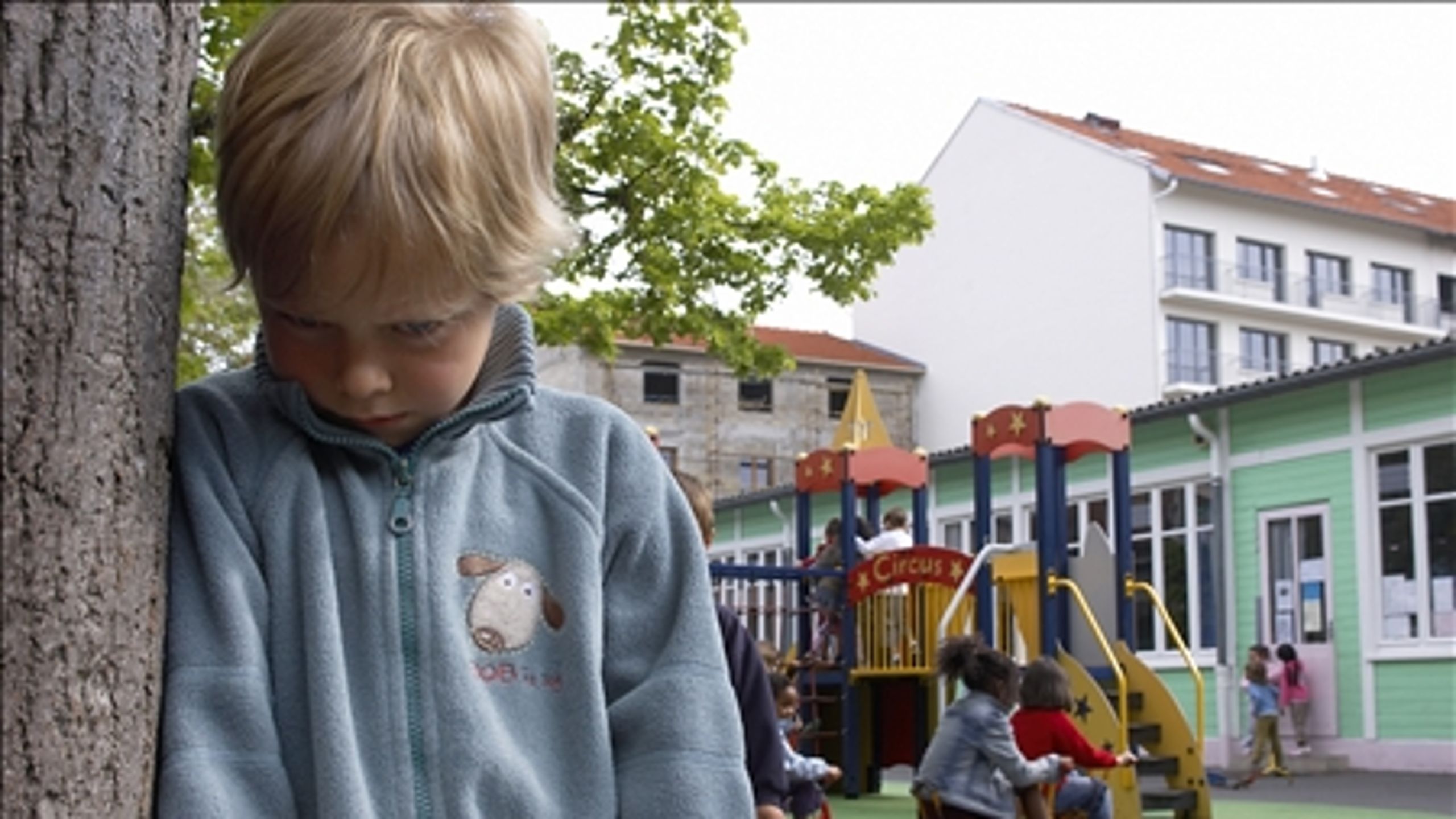 Mimi Jakobsen mener, at Danmark skal have en instans, der har pligt til at følge børns opvækstvilkår. 