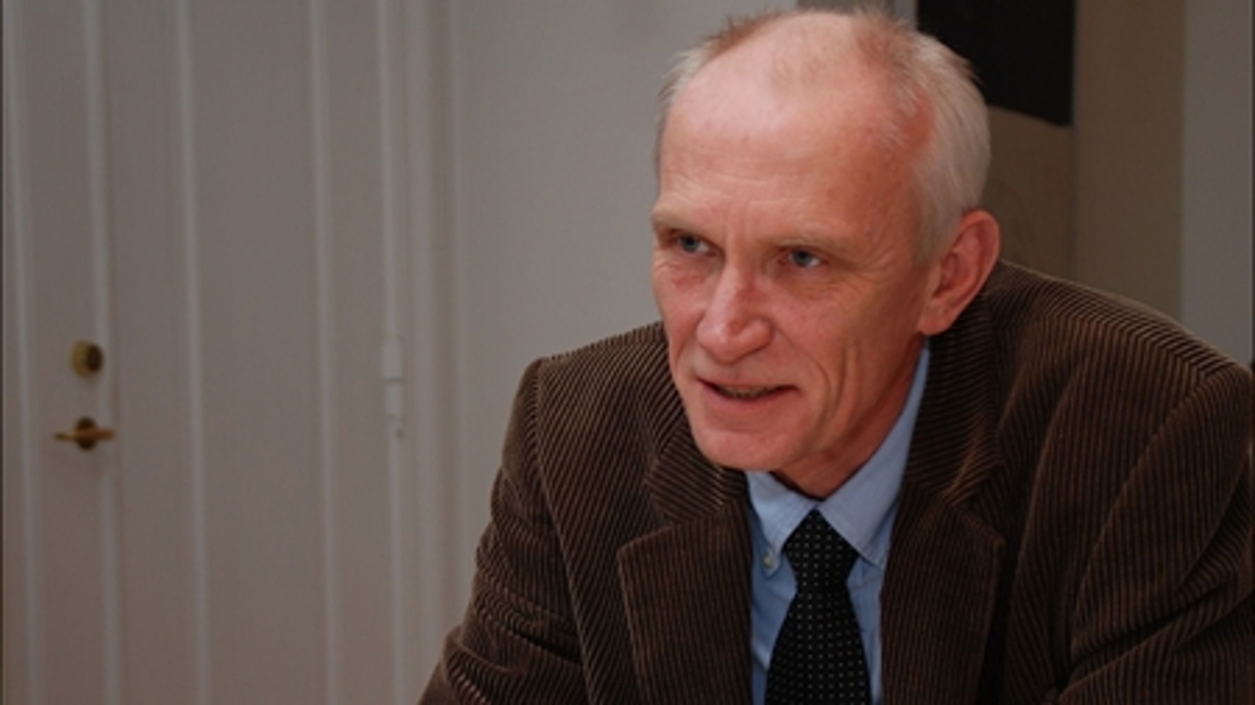 Carsten U. Larsen har været ansat som direktør for Folketinget siden 1. marts 2008.