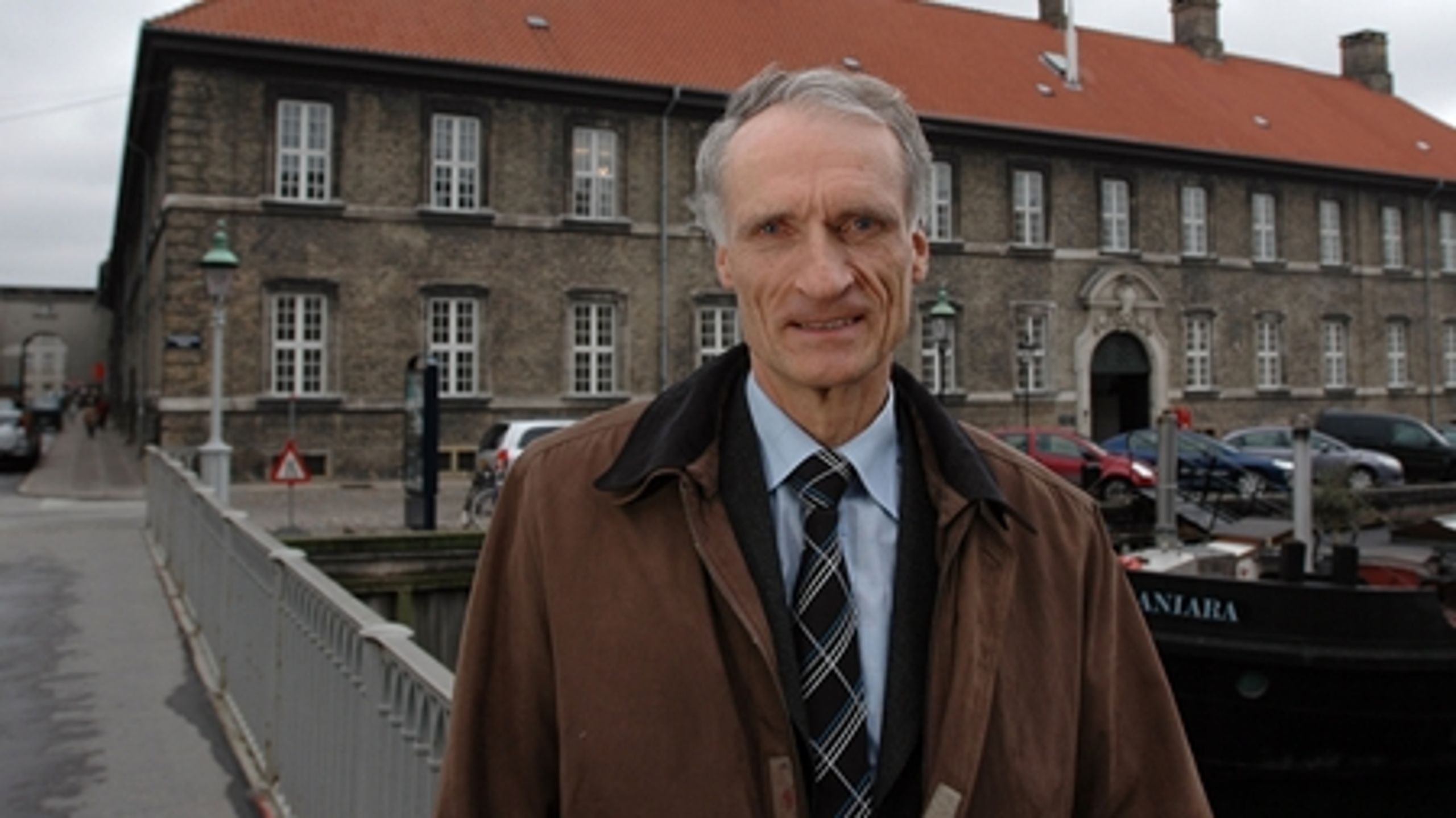 Bertel Haarder var onsdag i folketingssalen for at svare på spørgsmål om regeringens holdning til eliten i folkeskolen.