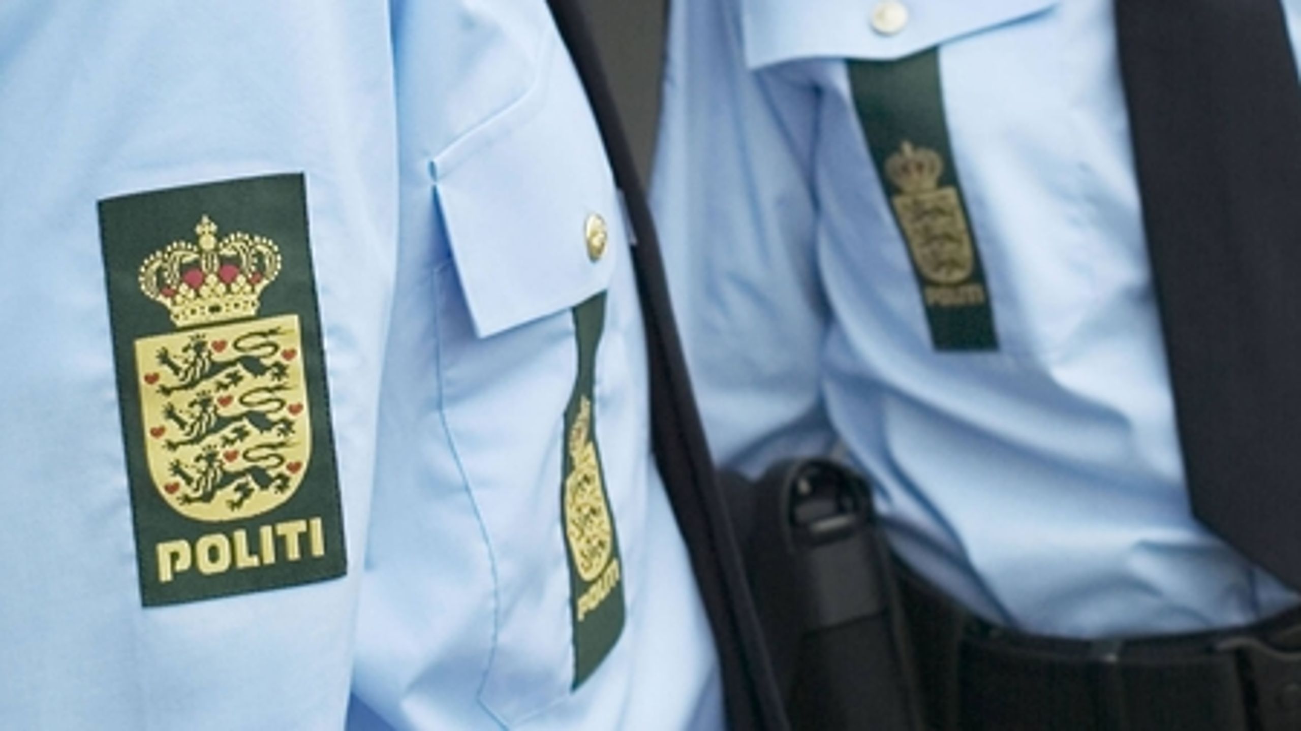 Socialdemokraternes retsordfører, Karen Hækkerup, kræver en forklaring på, at statsministeren har lovet politiet 'nye' midler, de allerede er stillet i udsigt. Desuden hun vil have  regeringen til at garantere, at klimatopmødet ikke kommer til at gå ud over almindelige menneskers sikkerhed.