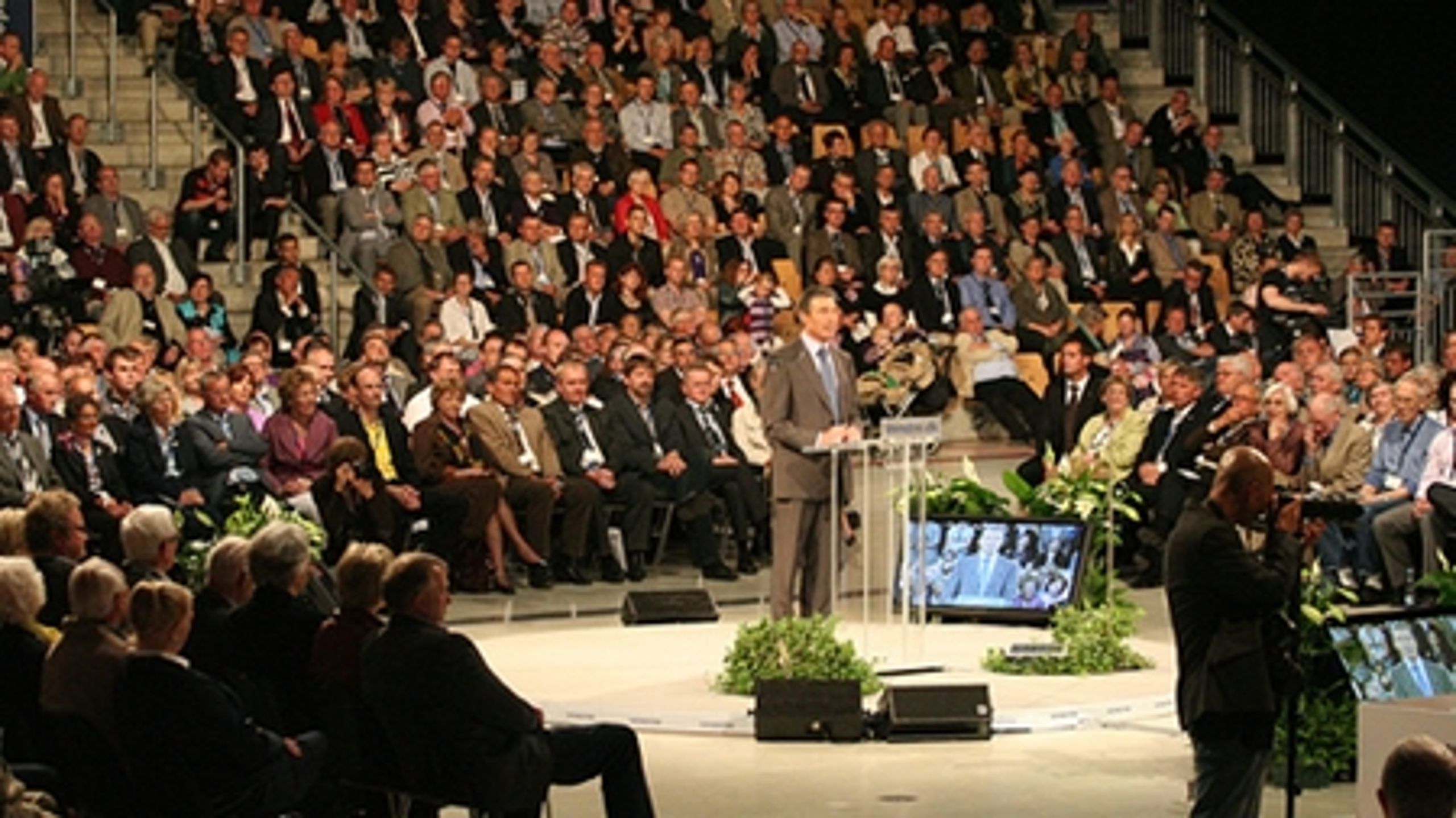 Anders Fogh Rasmussen holder den sidste tale som formand ved Venstres ekstraordinære landsmøde.