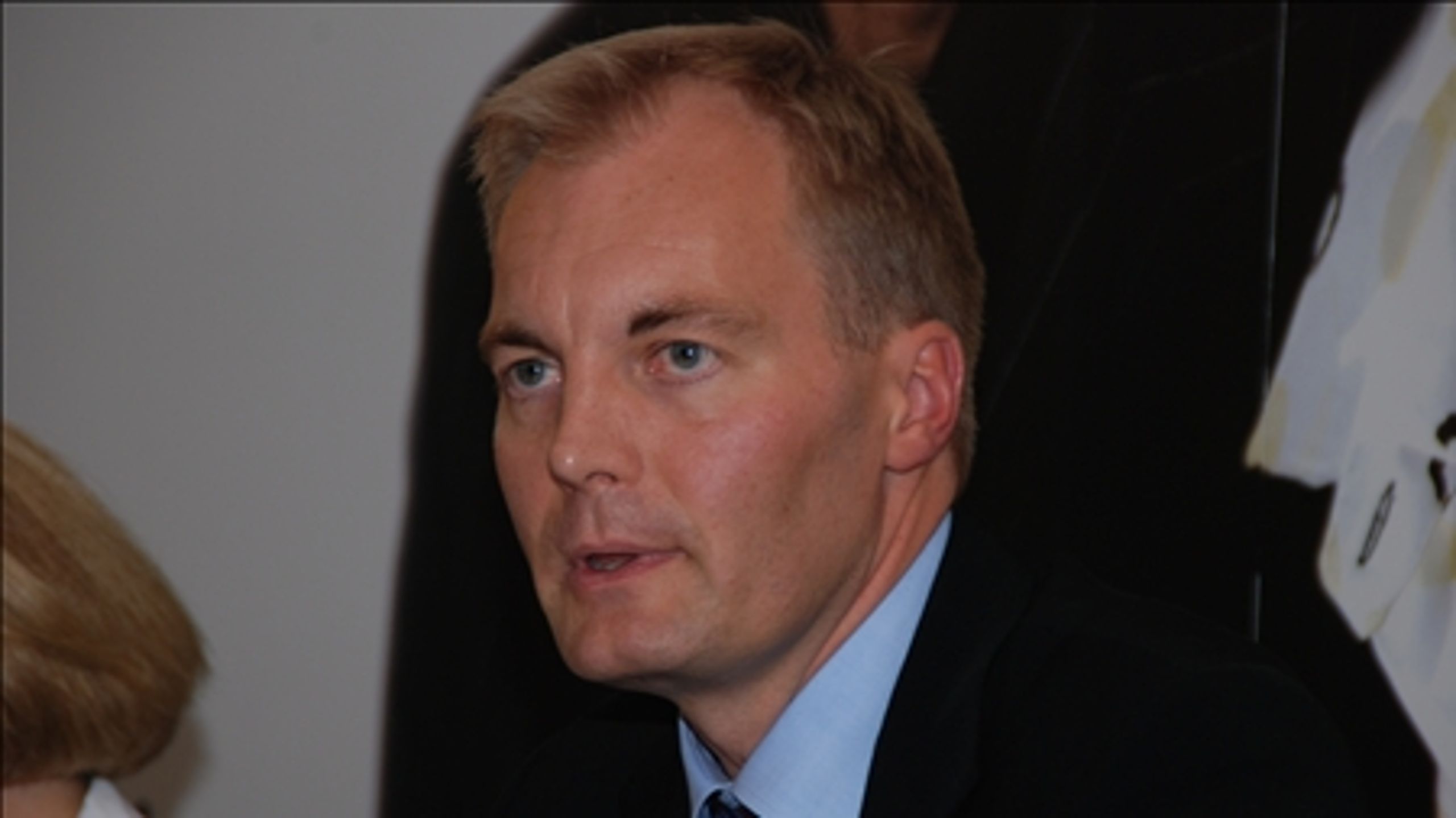 Dansk Folkepartis Peter Skaarup tvivler på, det er tilfældigt, at knivloven bruges helt anderledes, end Folketinget havde ønsket.