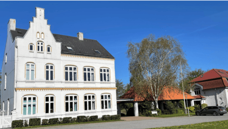Løgumkloster Kirkemusikskole får ny rektor, der er teolog og tidligere bankmand