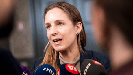 Scavenius lukker sit parti og melder sig ud af dansk politik