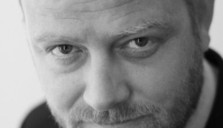 Troels Lund ansætter "mørkets fyrste"