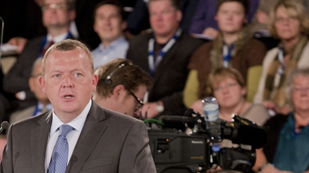 Løkke kommunikerer med slinger i valsen