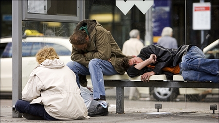 Alle svage kontanthjælpsmodtageres sager skal genvurderes