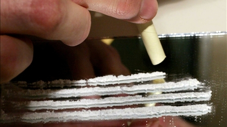 V vil ensarte godkendelse af misbrugsbehandling