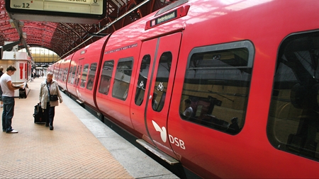 Kattegatforbindelsen lever trods togfond