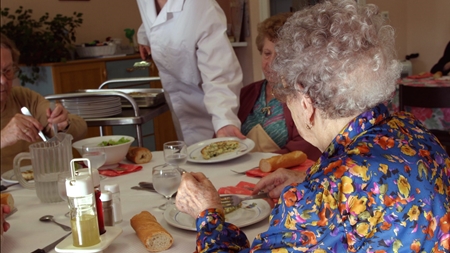 Flertal klar til at udlicitere mere ældrepleje