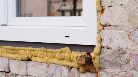 Regeringen sætter prop i almen renovering