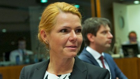 Støjberg blåstempler parcelhuse til flygtninge
