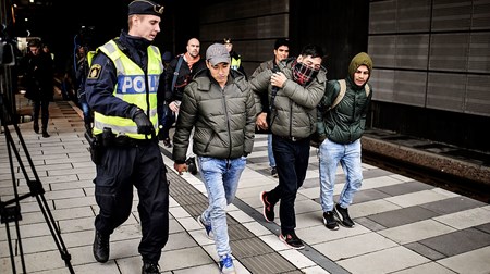 Fredag træder smykkeloven i kraft: Se politiets vejledning her