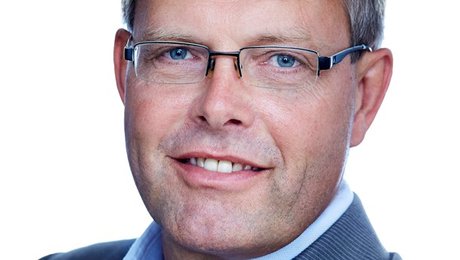 Journalist og DF-folketingskandidat: Sig undskyld for samarbejdet med Hitler