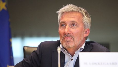 Forskere og politikere om fake news: Der er brug for akut handling