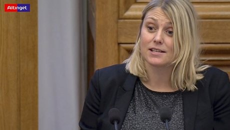 S og DF presser på for strengere straffe for at sprede hævnporno på nettet