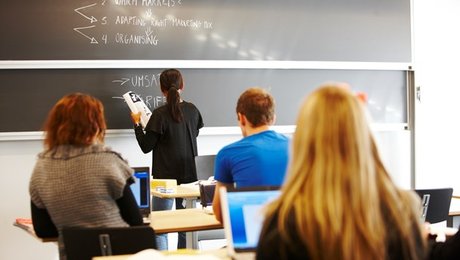 Presse- og kommunikationsansvarlig hos Danske HF & VUC stopper 