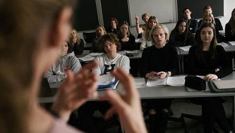 Flere unge søger en erhvervsuddannelse