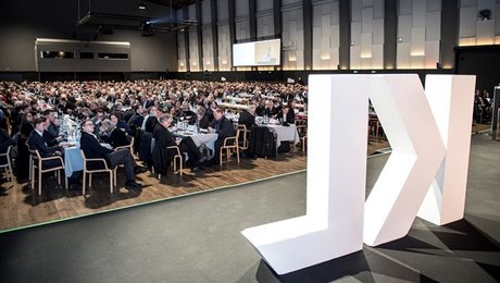 KL fyrer Arne Eggert