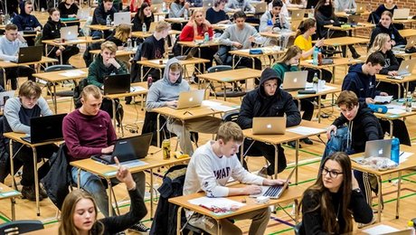 Ugens uddannelse: Overvågning, FGU og kinesisk på gymnasiet