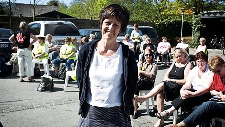 Folketinget præsenterer det nye Social- og Indenrigsudvalg