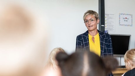 Minister undersøger muligheden for at sætte nationale test i bero