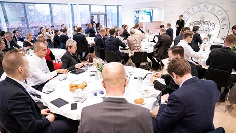 Gense pressemøde: Regeringen præsenterer vejen til flere tidligere anbringelser