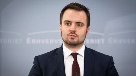 Folketinget vil styrke undervisningen i privatøkonomi 