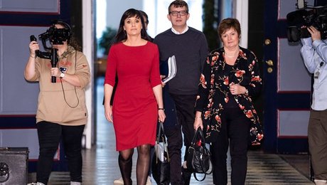 DF og støttepartier vil udligne mere, V er fåmælt, mens K træder på bremsen