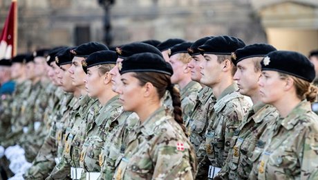 V og K vil styrke båndene mellem Forsvaret og samfundet