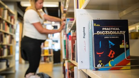 Venstre: Folkebiblioteker er en klar modvægt til fake news