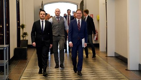 Enigt Folketing klar til at bruge over 50 milliarder på ny hjælpepakke til virksomheder