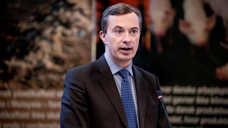 Messerschmidt til tidl. ambassadør: Du er splittet mellem drøm og virkelighed