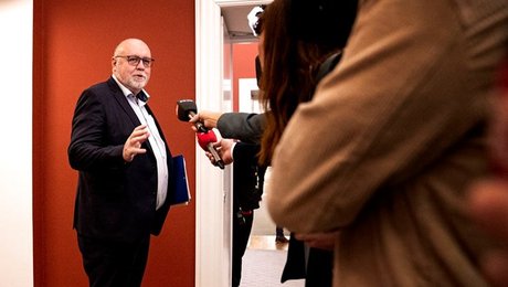 Venstre holder fast i samråd om særtransport trods ”feberredning”