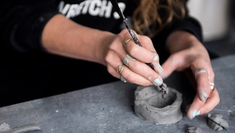 DPU-leder: Kunstneriske uddannelser skal uddanne livsduelige kunstnere, ikke geniale ringvrag