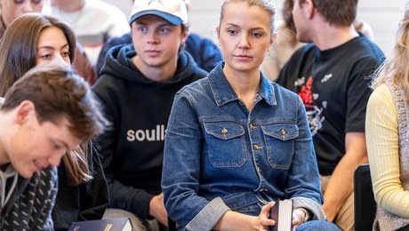 Dansk Folkeoplysnings Samråd: Brug kommunernes bugnende pengekasser på kulturklippekort