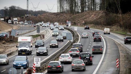 Rådet for Grøn Omstilling: Antallet af fossilbiler skal halveres inden 2030 