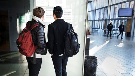 AE: Vi har brug for flere fleksible og praksisnære veje i ungdomsuddannelserne