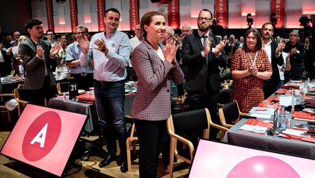 DF-nedtur skaber problemer for Mette Frederiksen